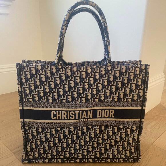 Christian Dior Book Tote Large Navy/Cream Canvas - Picture 1 of 9